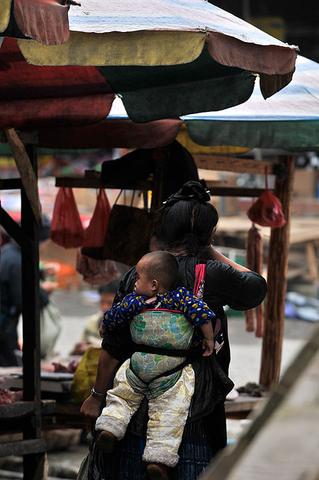 苗疆背婴草人：一场与婴灵和解的隐秘仪式