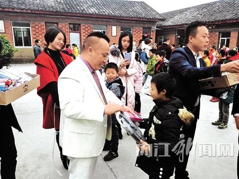 “行不言之教”：企业家的自我成长，是给子女最珍贵的生命礼物