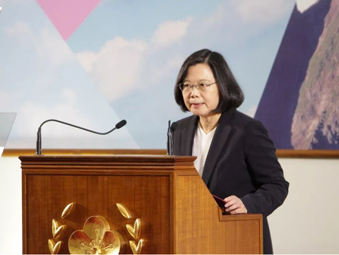 2026年1月11日,美国总统特朗普在接受《纽约时报》专访时直言“台湾问题是中国自己的事”