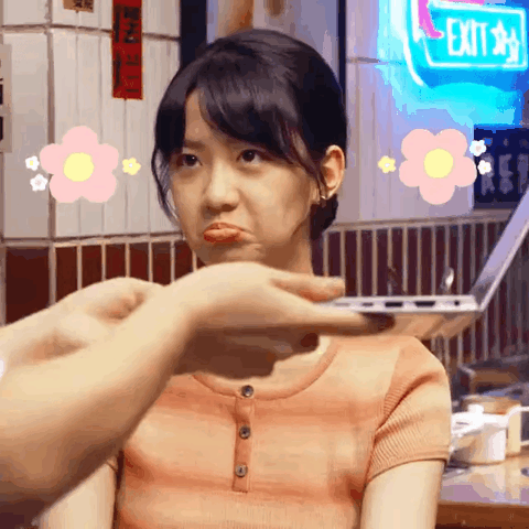 向涵之室内吸烟事件引发舆论关注，从命理角度解析率性与克制的辩证