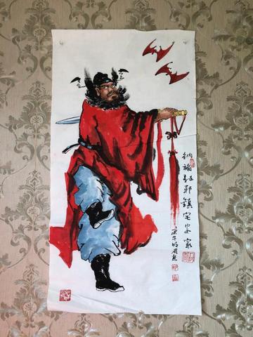 客厅悬挂人物肖像画合适吗?