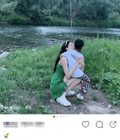 董子健携女儿公园遛娃？双子命盘背后竟藏天秤基因反转